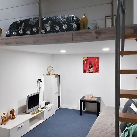 Oriental Apartment Near Gozsdu Udvar บูดาเปสต์ ภายนอก รูปภาพ